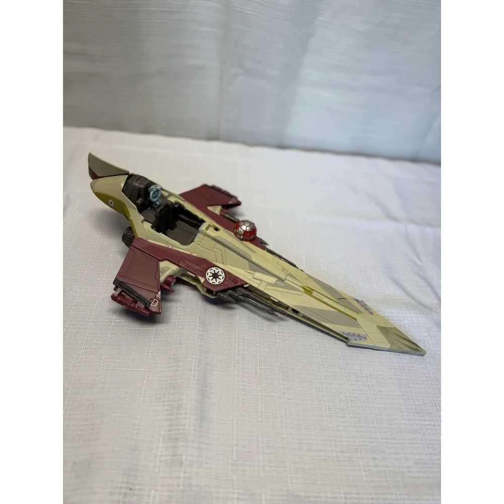 Hasbro Star Wars Obi-Wan Kenobi Jedi Starfighter Ship Vehicle 2004 3.75
